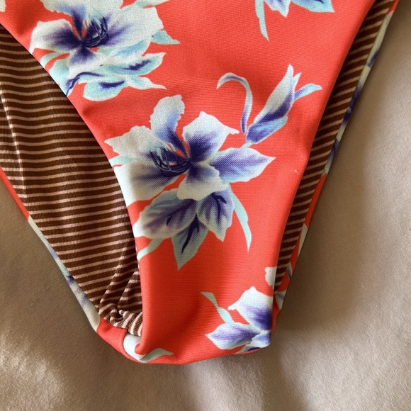 Acacia Kokomo in Vintage Aloha size medium - Picture 3 of 5